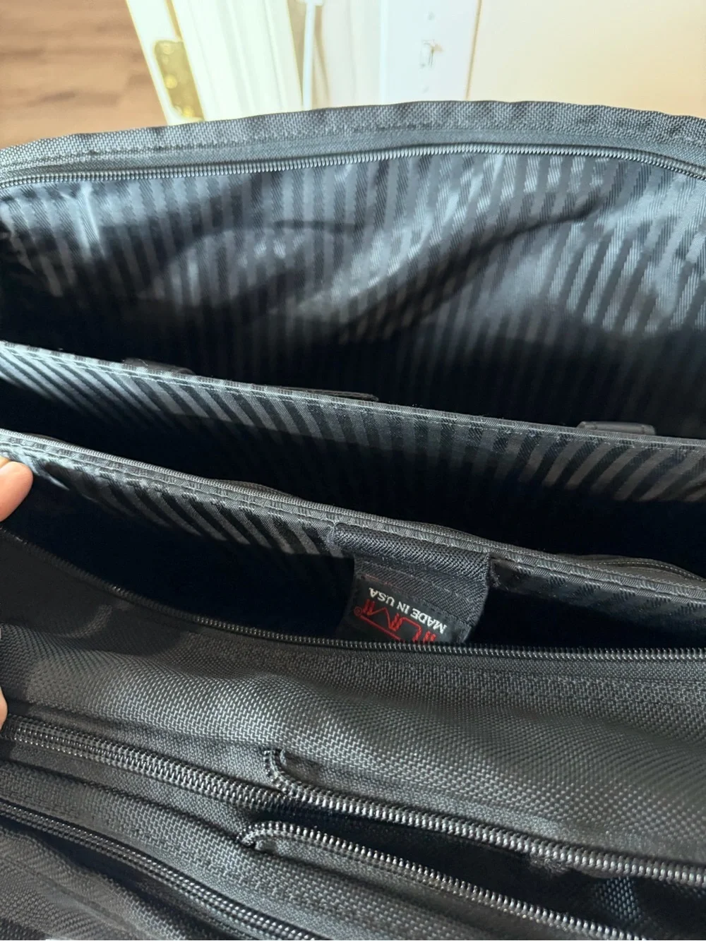 Tumi Alpha Expandable Nylon Black Men's Travel and Laptop Messenger Bag